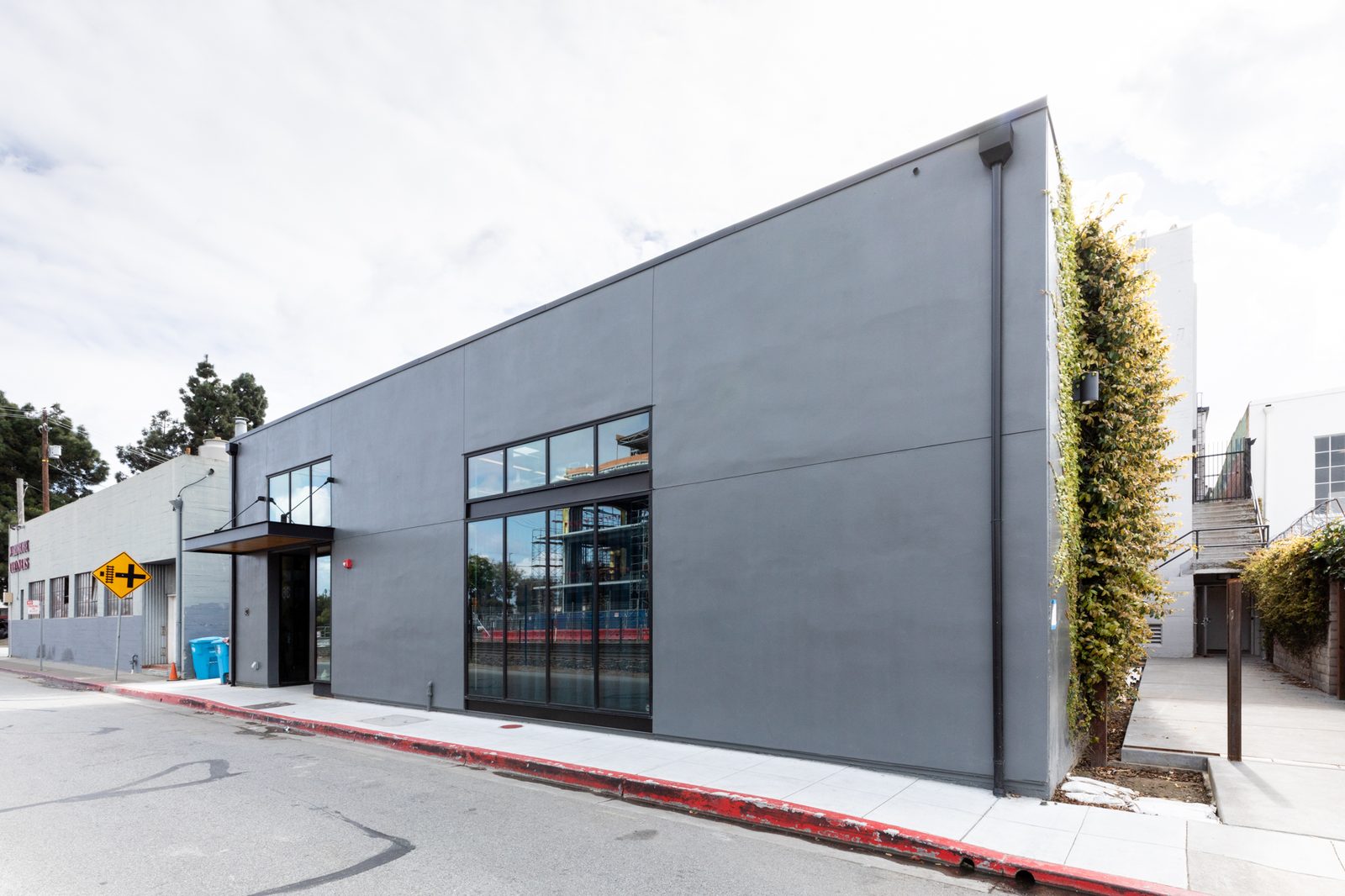 Railroad - Creative Office, San Mateo